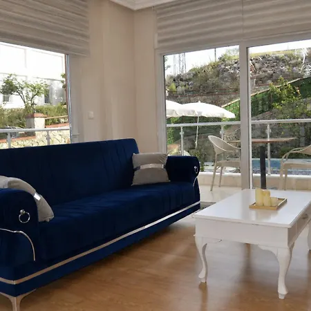 With Pool And Great Sea And Views * Alanya