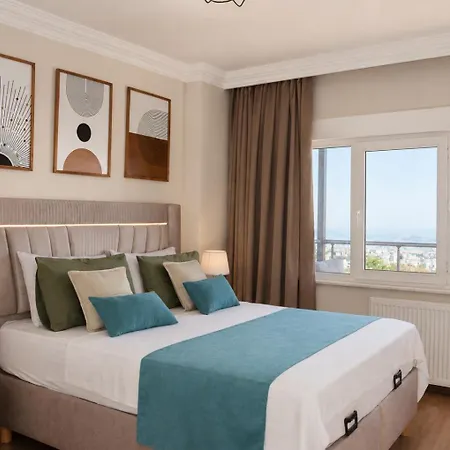 Villa With Pool And Great Sea And Views
